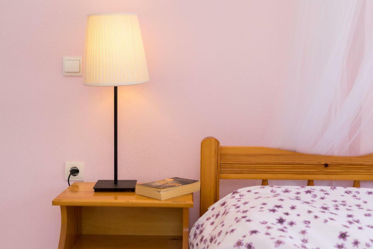 阿里克斯2 Bed House With Mountain View公寓 外观 照片